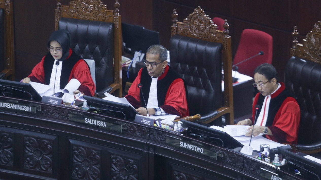 MK Tolak Semua Permohonan Paslon 1 dan 3