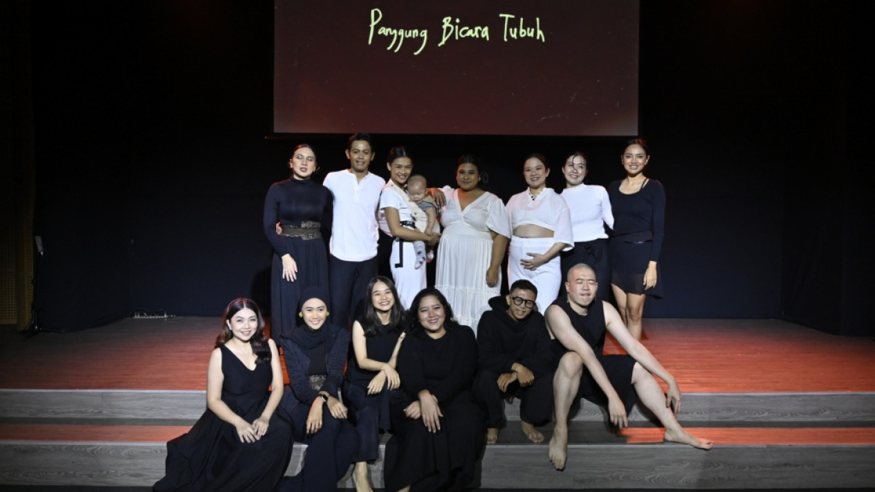 Pertunjukan Panggung Bicara Tubuh