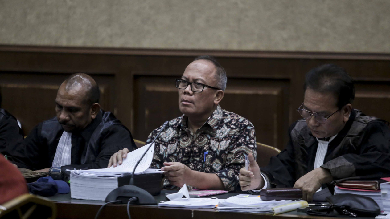 Sidang Sekjen Kementan Kasdi Subagyono