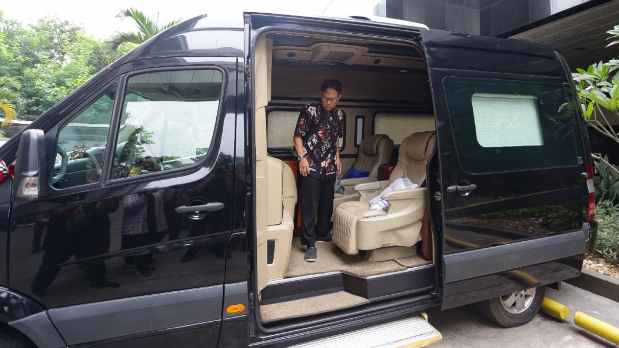 Penampakan Mobil Mewah Syahrul Yasin Limpo yang Disita KPK