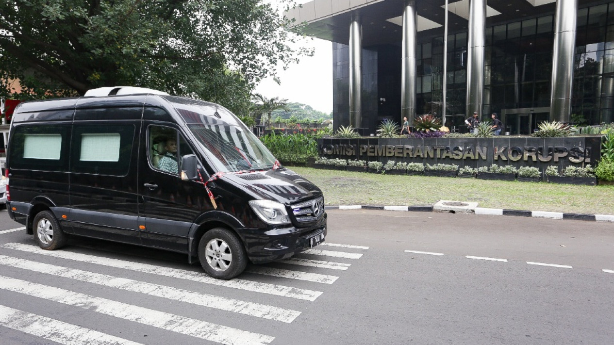 Penampakan Mobil Mewah Syahrul Yasin Limpo yang Disita KPK