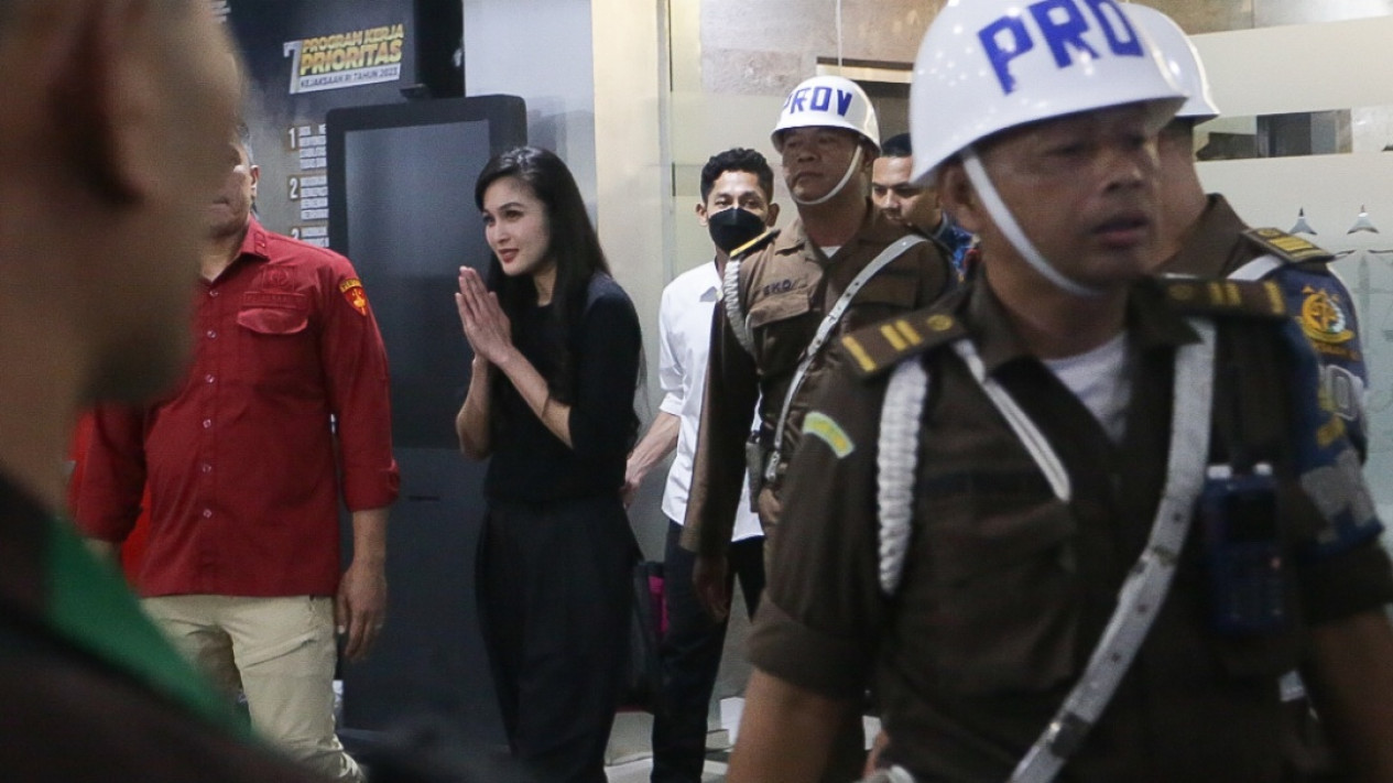 Pemeriksaan Sandra Dewi di Kejagung