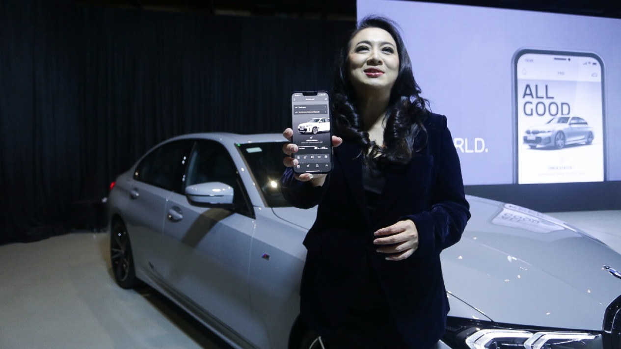 Pengalaman Berkendara dengan BMW Connected Drive