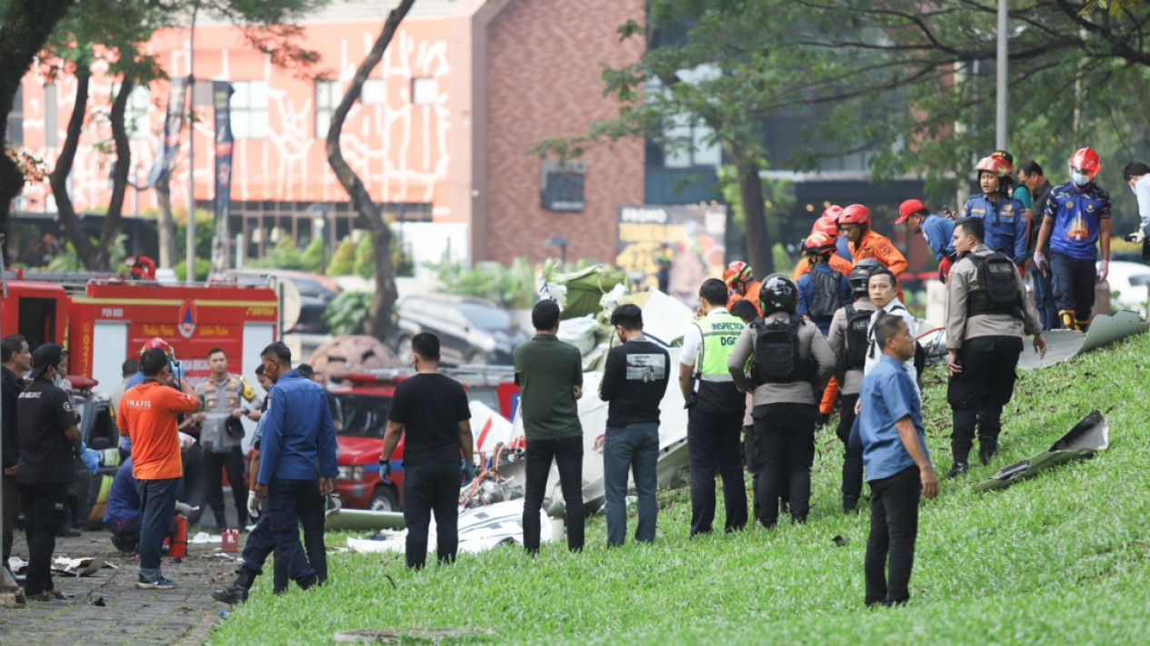 Pesawat Jatuh di BSD Tangsel