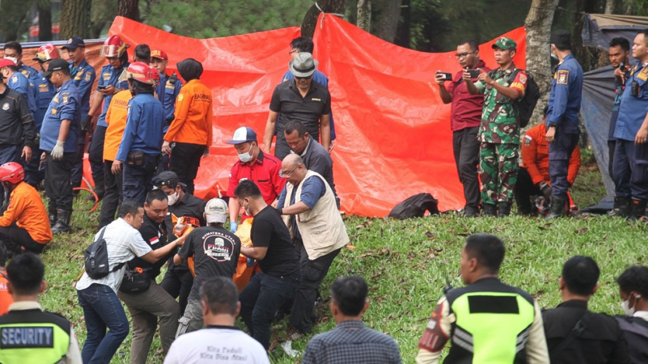 Pesawat Jatuh di BSD Tangsel