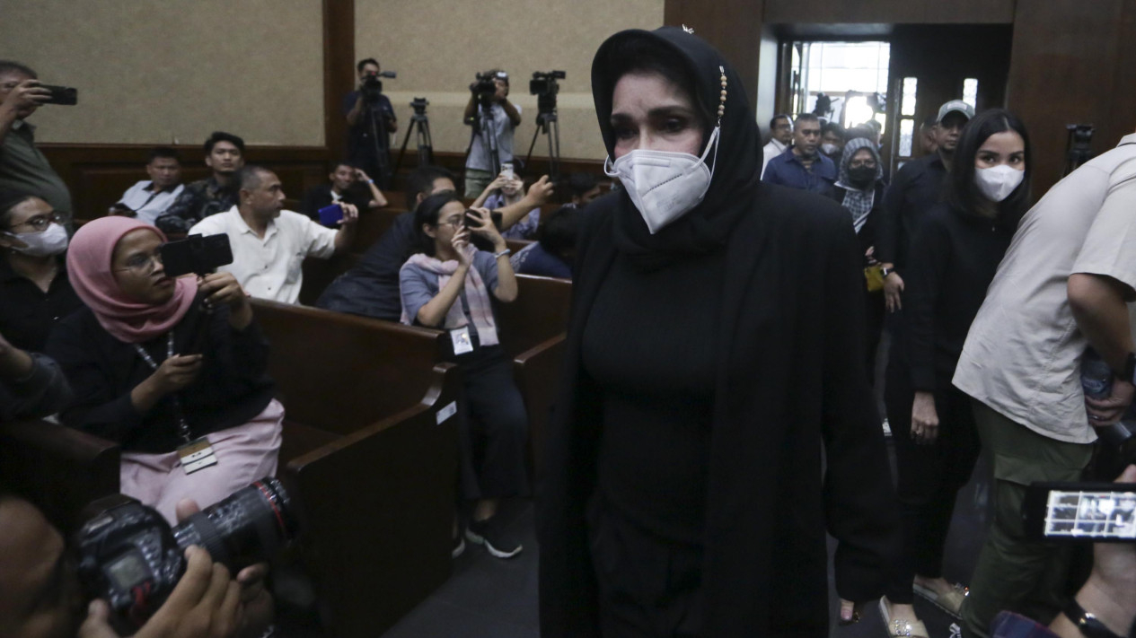 Ayun Sri Harahap Istri SYL Bersaksi di Sidang