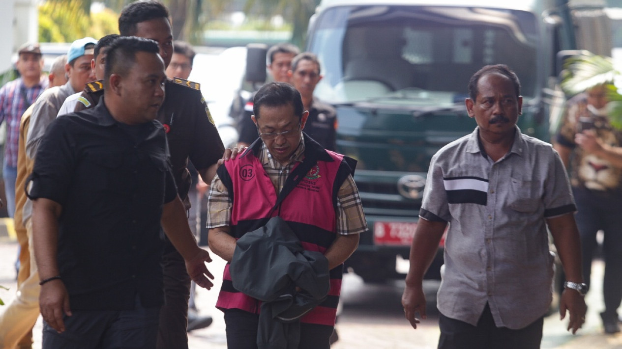 Penampakan Tersangka Kasus Korupsi Timah Tamron Tamsil