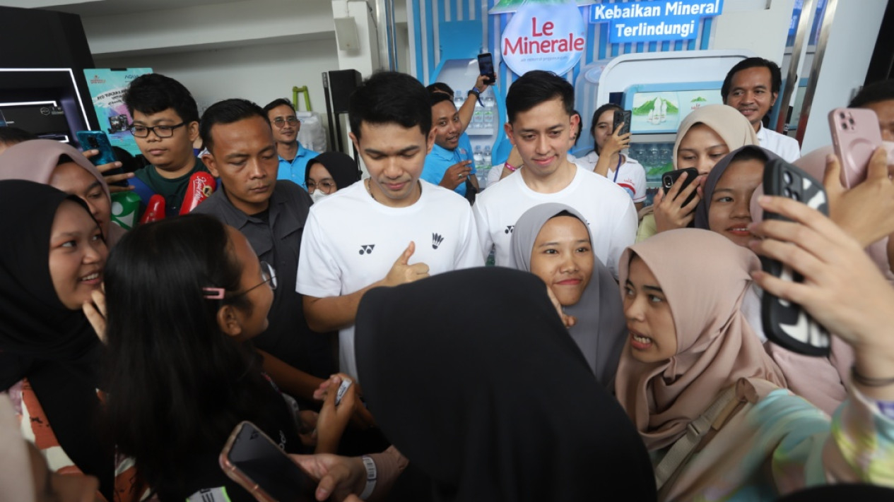 Fajar Rian Sapa Para Penggemar di Indonesia Open 2024