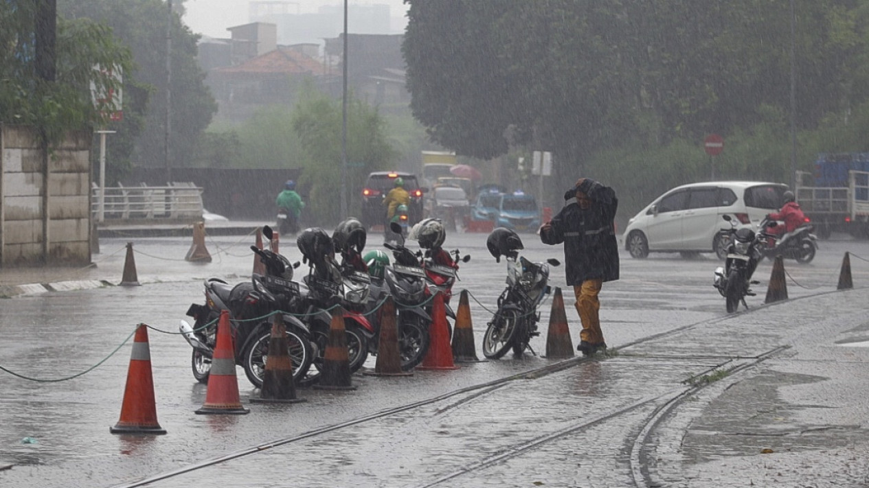 Hujan Melanda Beberapa Daerah di Jakarta