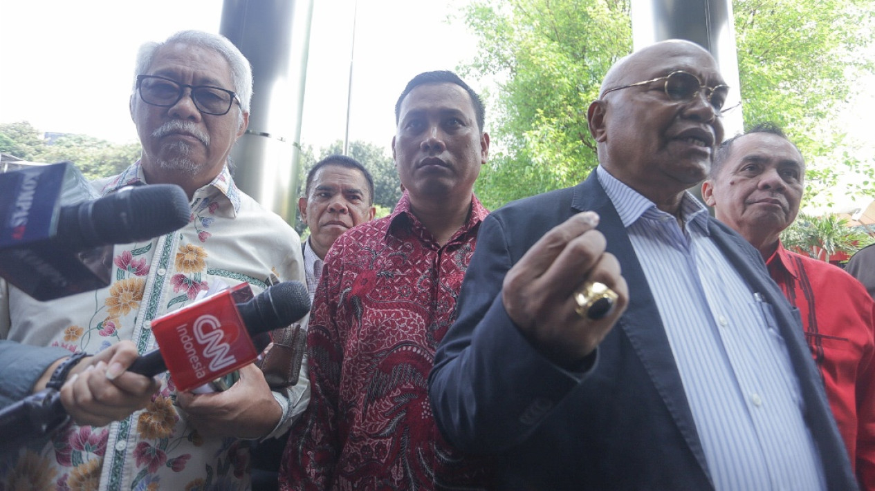 Kusnadi Staf Sekjen PDIP Hasto Penuhi Panggilan KPK