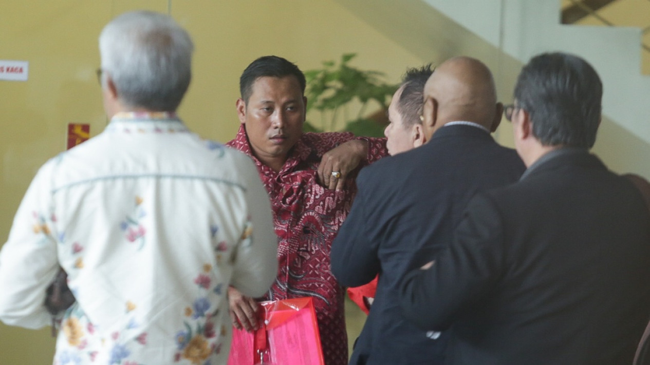 Kusnadi Staf Sekjen PDIP Hasto Penuhi Panggilan KPK