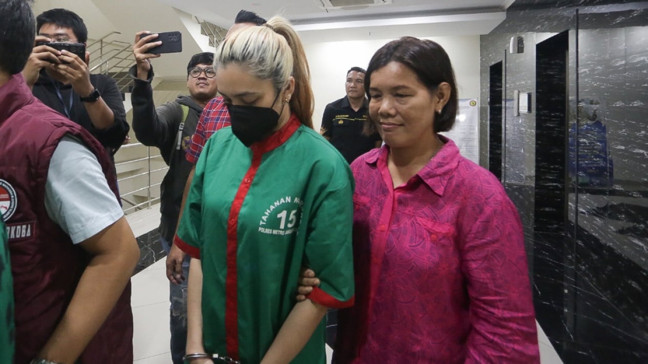 Penampakan Teman Wanita Virgoun saat Ditangkap Polisi