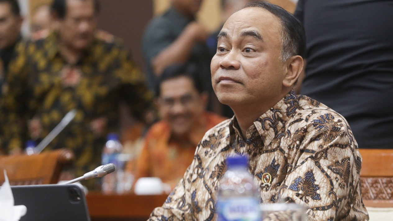 Menkominfo Budi Arie Setiadi Rapat Kerja dengan Komisi 1 DPR