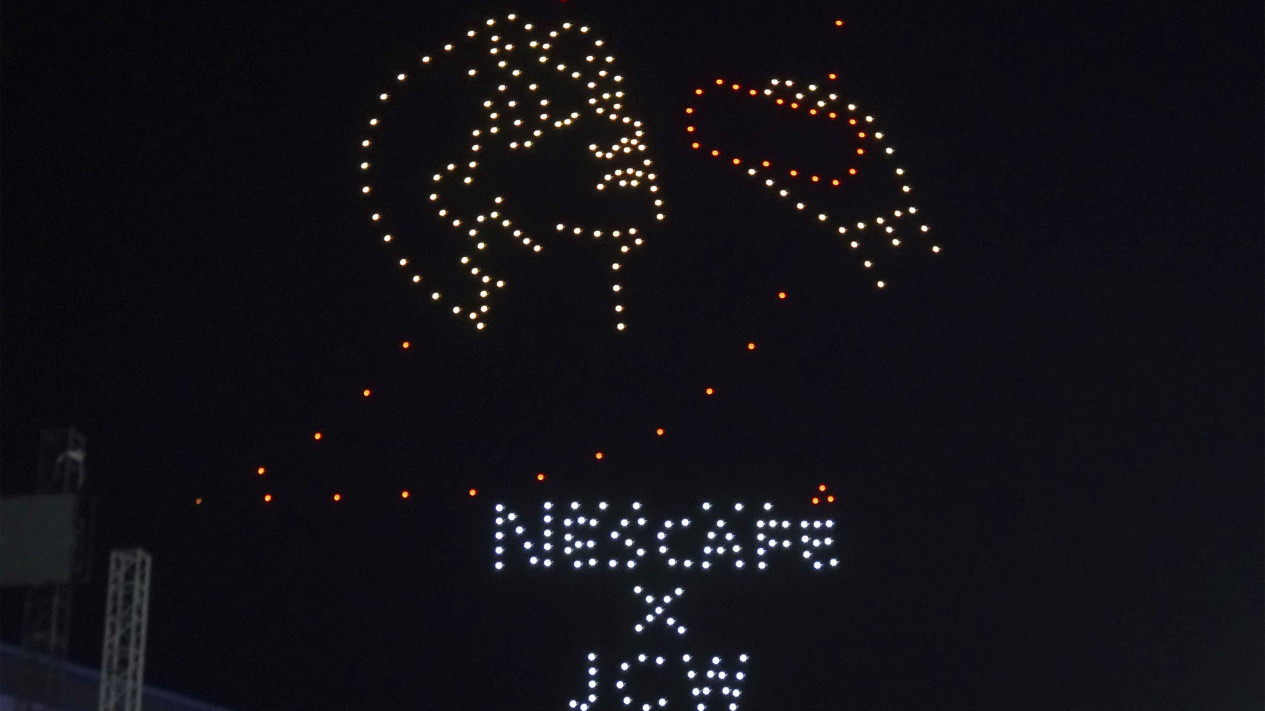 Melihat Atraksi Drone Sky Show di Jakarta Fair