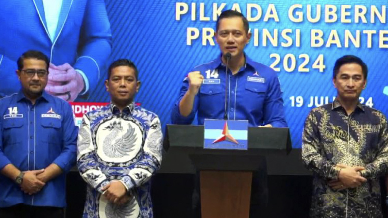 Partai Demokrat Serahkan Surat Rekomendasi Kepada 4 Bacakada