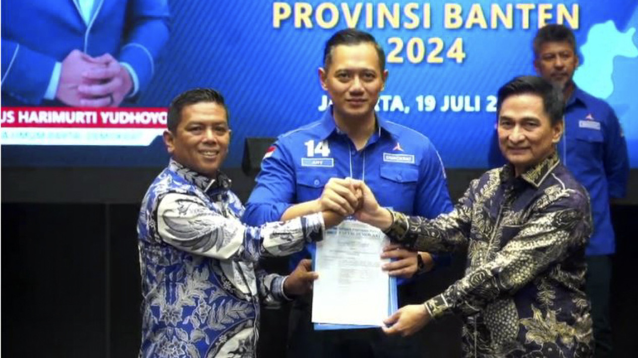 Partai Demokrat Serahkan Surat Rekomendasi Kepada 4 Bacakada