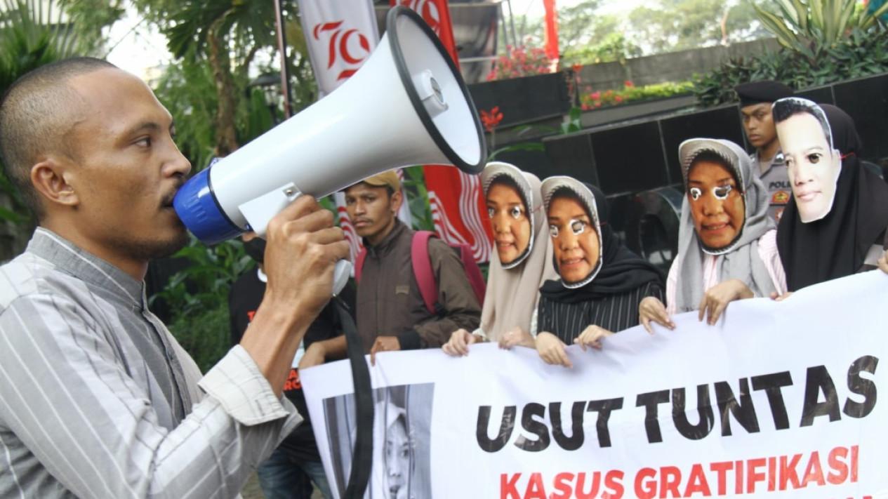 Unjuk Rasa Tuntut Pengusutan Gratifikasi RAPBD Jambi
