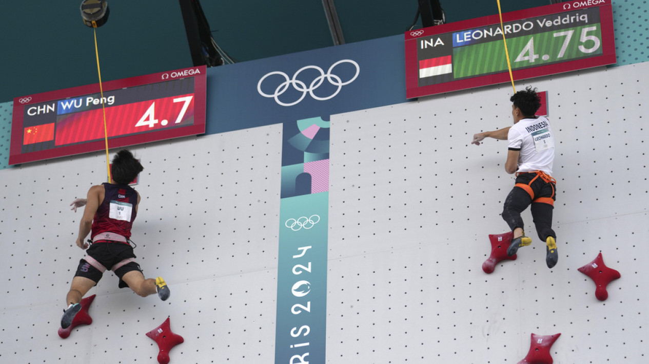 Veddriq Leonardo Raih Emas Perdana Indonesia Olimpiade 2024