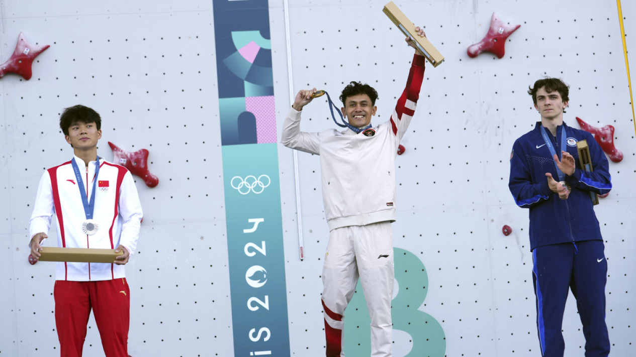 Veddriq Leonardo Raih Emas Perdana Indonesia Olimpiade 2024
