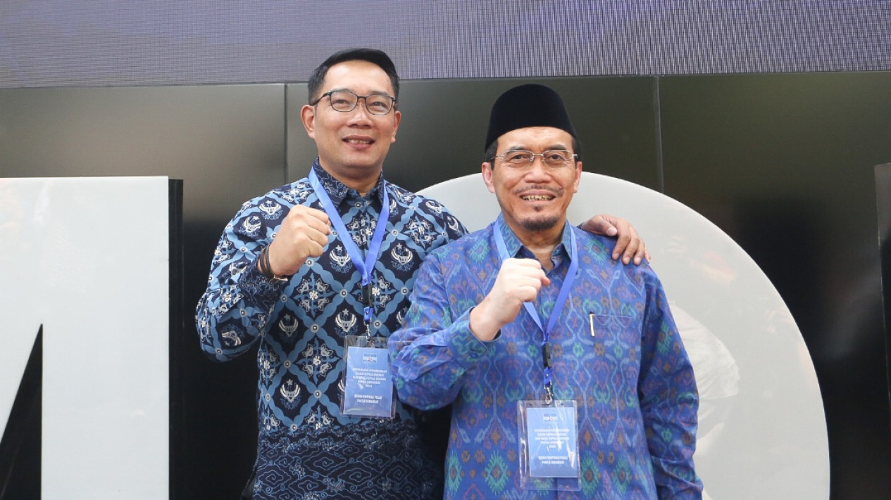 Ketum Demokrat AHY Serahkan Dukungan 3 Cakada Pilkada 2024