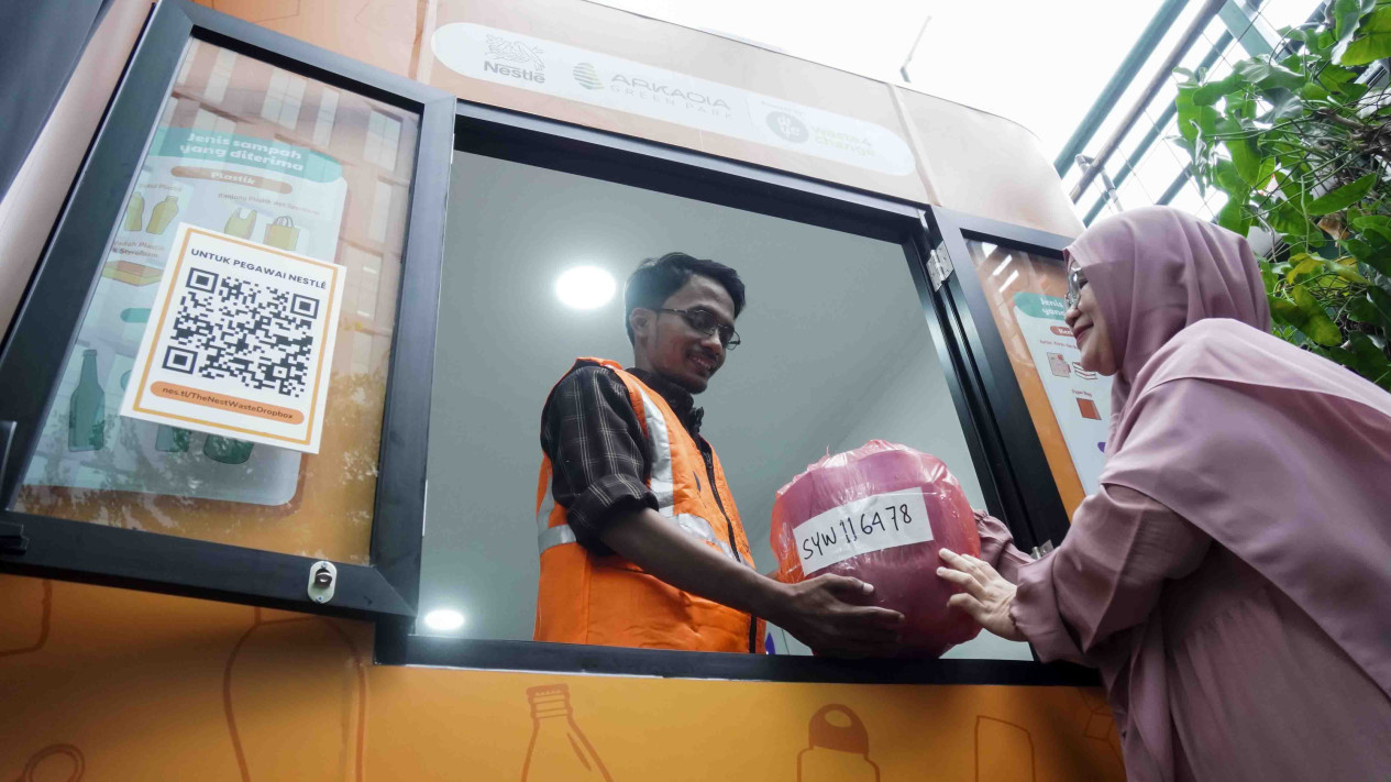 Ajak Masyarakat Pilah Sampah Melalui Waste Dropbox