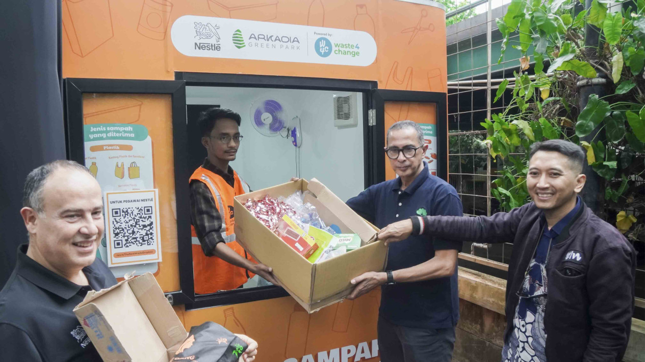 Ajak Masyarakat Pilah Sampah Melalui Waste Dropbox