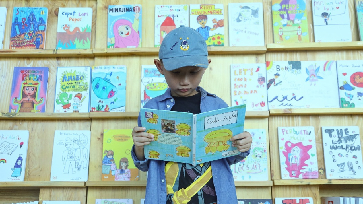 Program Karya Raya untuk Dukung Literasi Indonesia