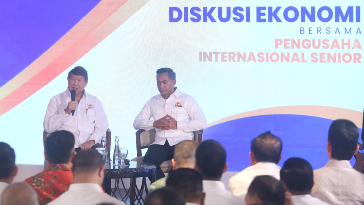 Diskusi Ekonomi Kadin Bersama Hashim Djojohadikusumo