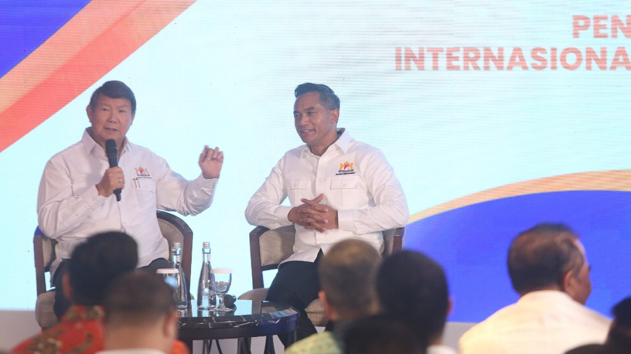 Diskusi Ekonomi Kadin Bersama Hashim Djojohadikusumo