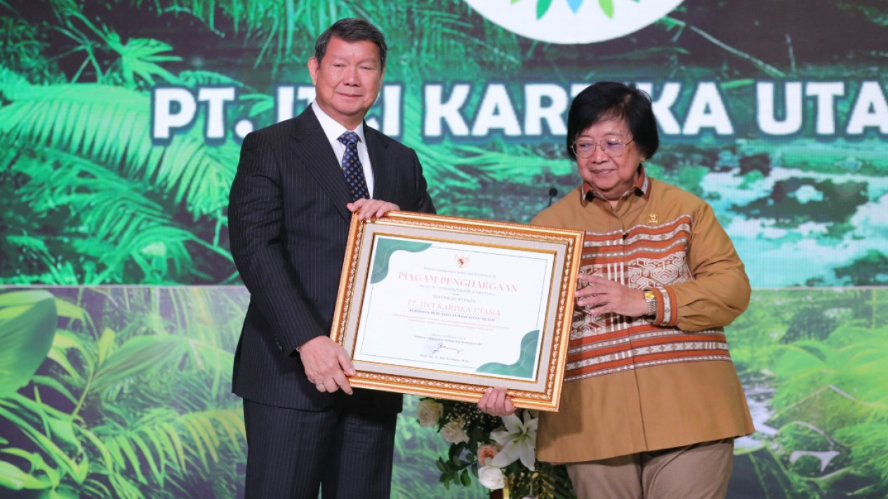 Hashim Djojohadikusumo Terima Penghargaan Dari KLHK