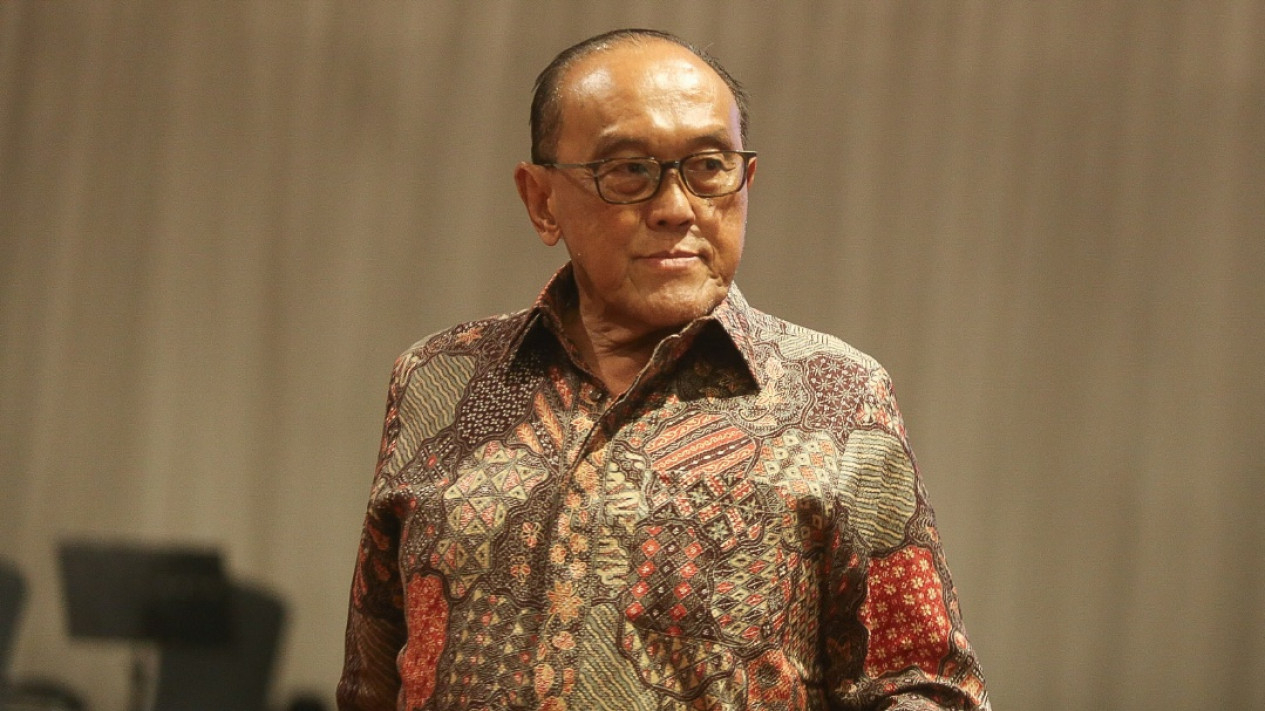 Aburizal Bakrie di Acara HUT ke-14 Aliansi Kebangsaan