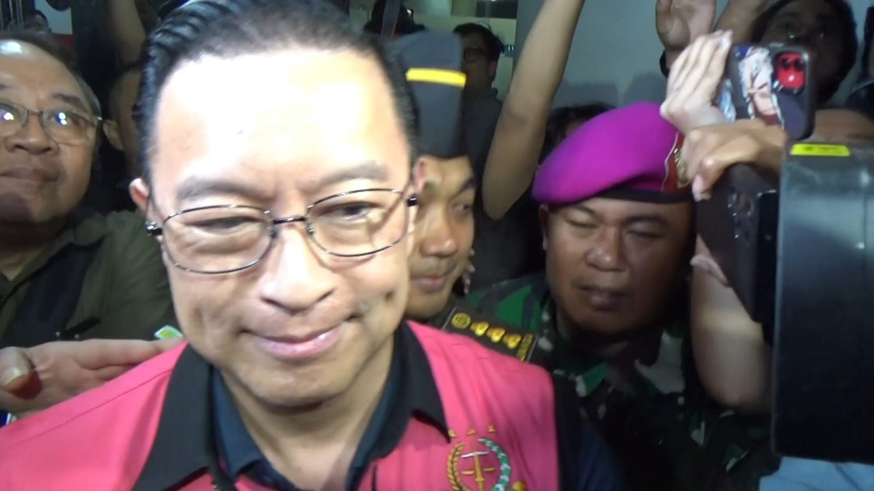 Tom Lembong Ditahan Usai Jadi Tersangka Kasus Impor Gula
