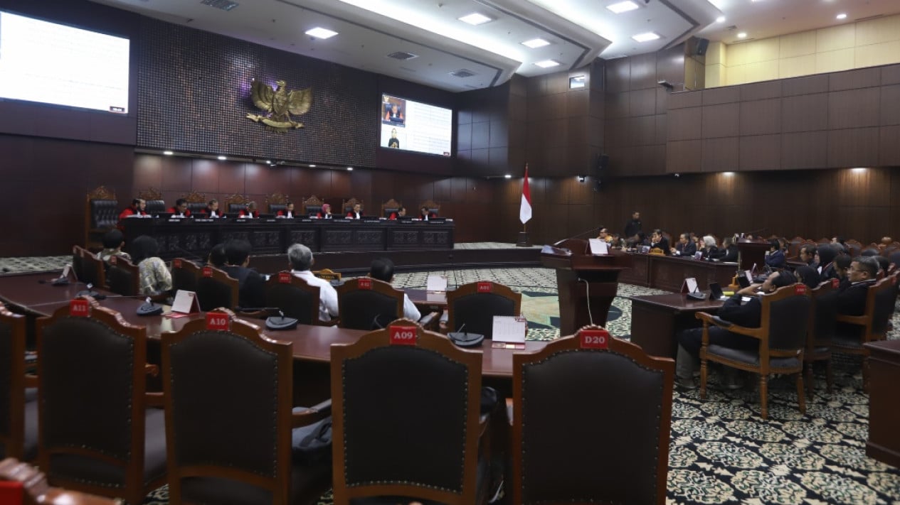 MK Kabulkan Sebagian Gugatan Uji Materi UU Cipta Kerja