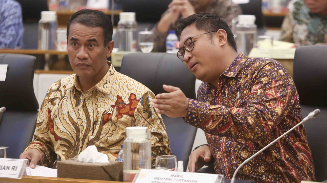 Mentan Andi Amran Sulaiman Rapat Kerja Dengan Komisi IV