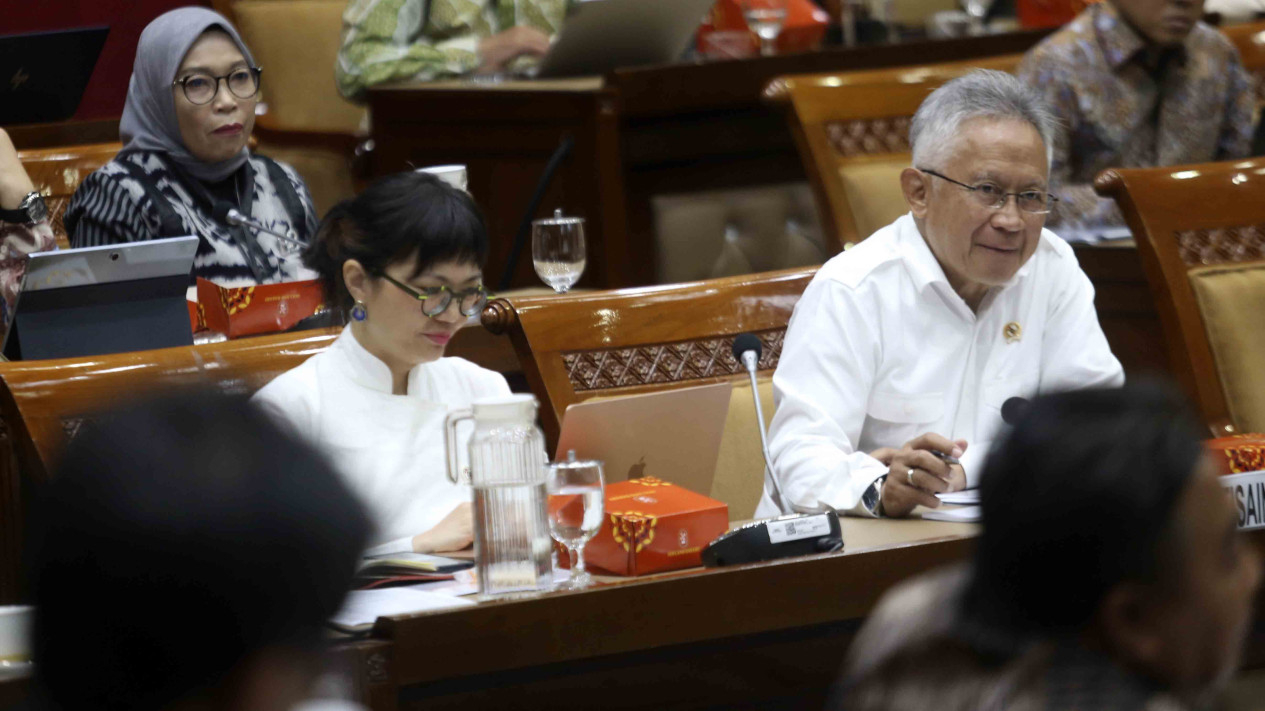 Raker Komisi X DPR dengan Mendiktisaintek