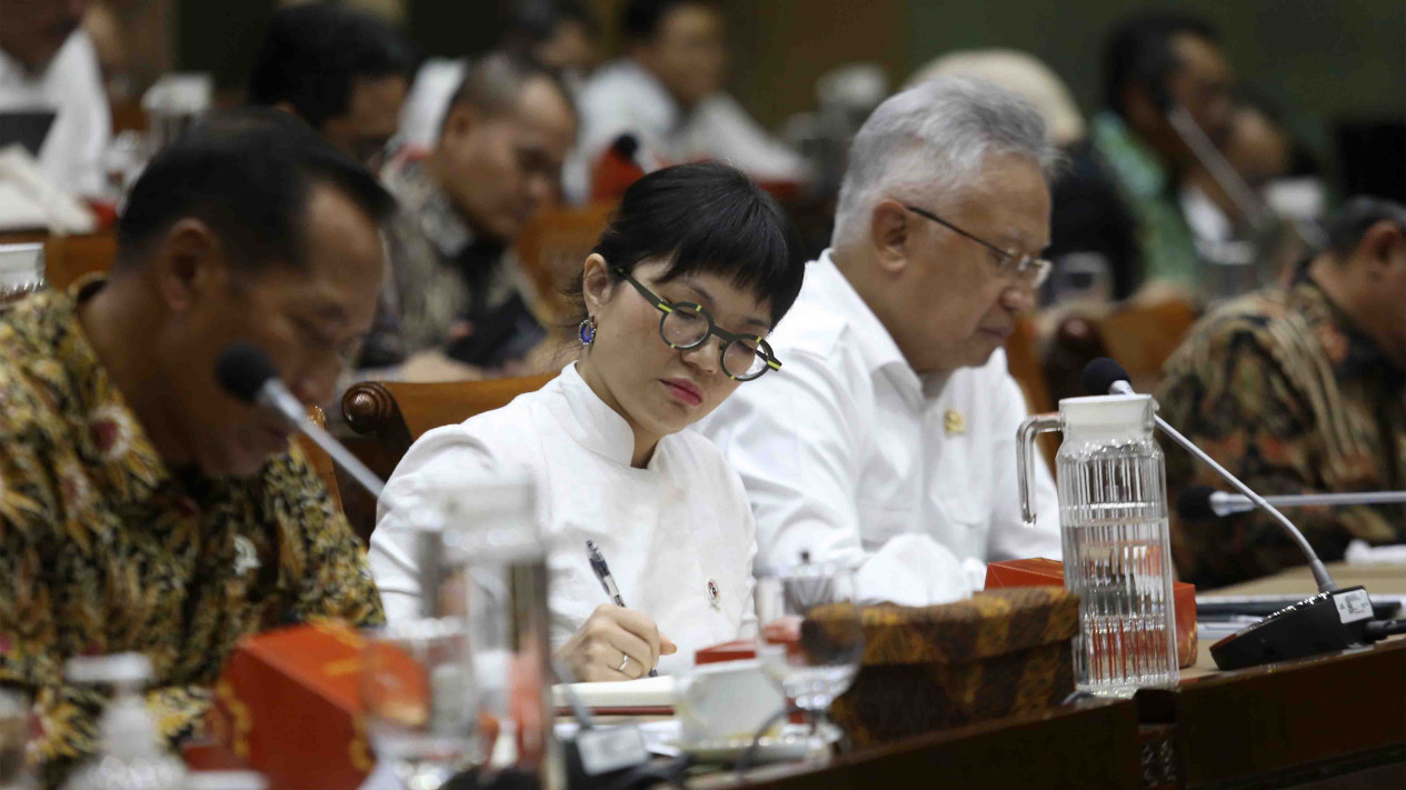 Wamendiktisaintek Stella Christie Rapat Perdana di DPR