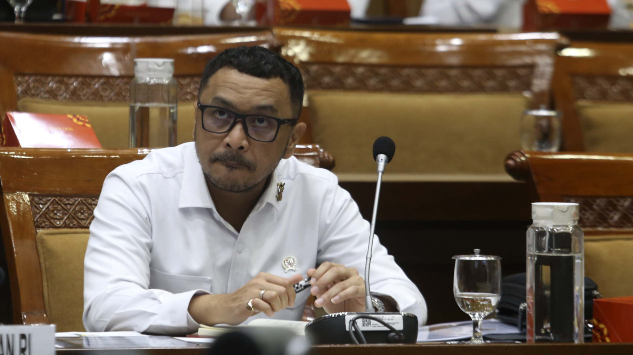 Potret Giring Temani Fadli Zon di Rapat Kerja di DPR
