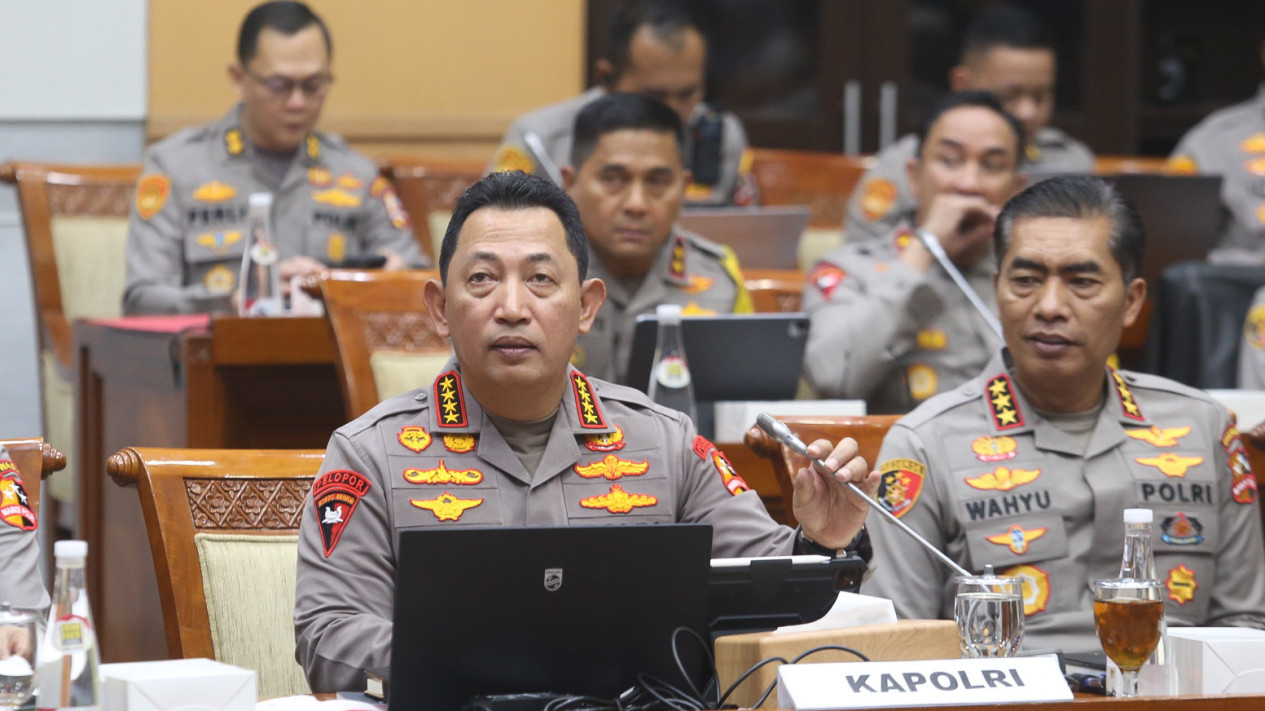 Kapolri Listyo Sigit Prabowo Raker dengan DPR Komisi III