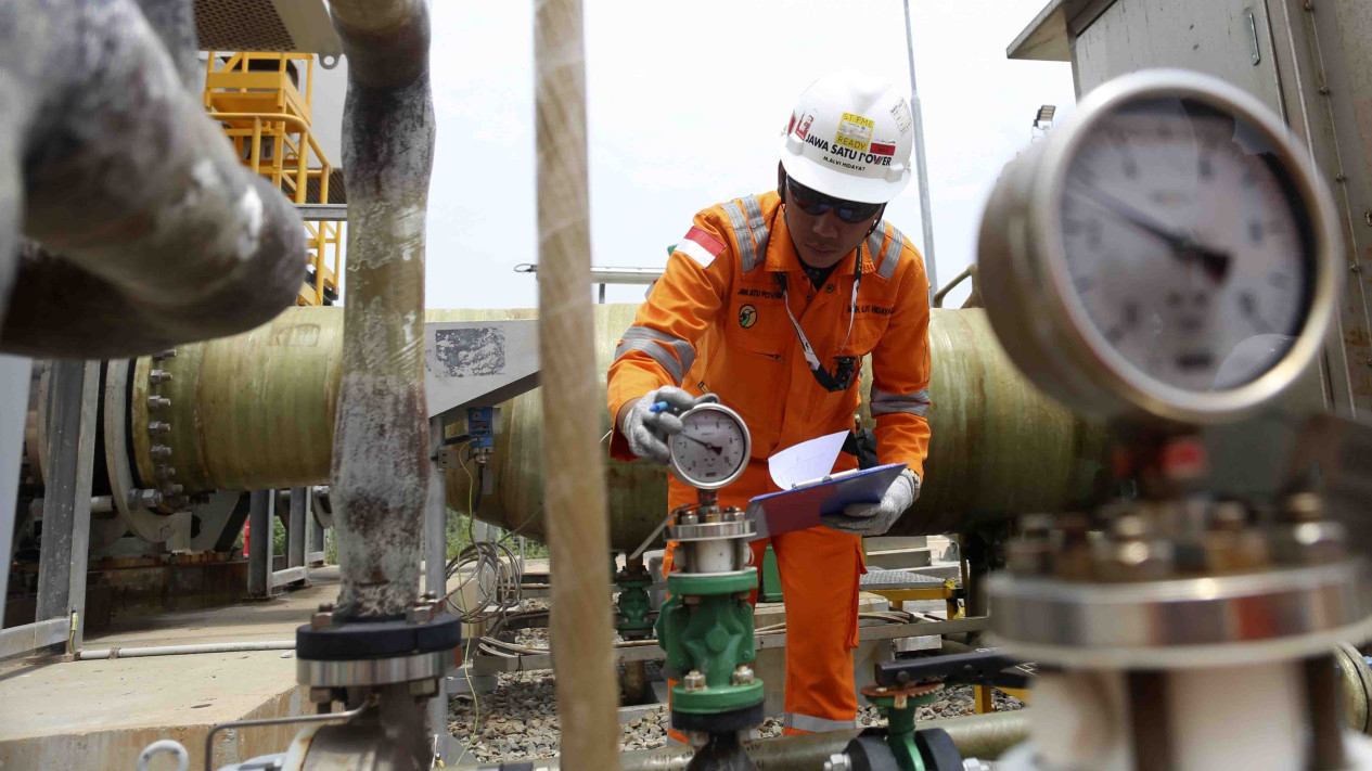 Melihat Pembangkit Listrik Gas Uap Terbesar di Asia Tenggara