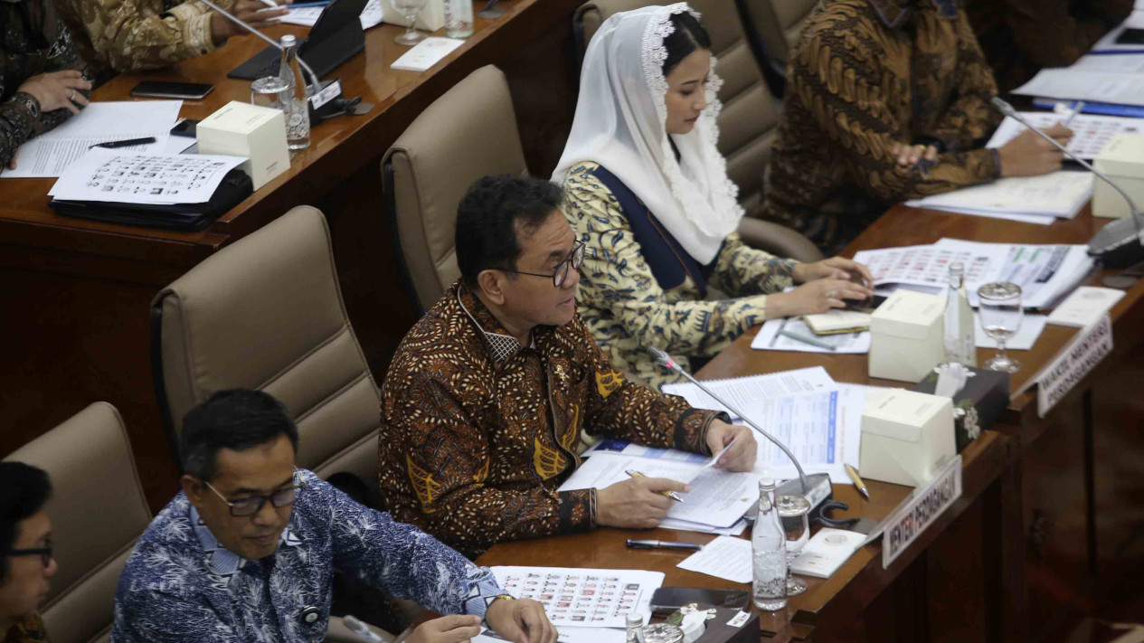 Menteri Perdagangan Budi Santoso Raker dengan Komisi VI