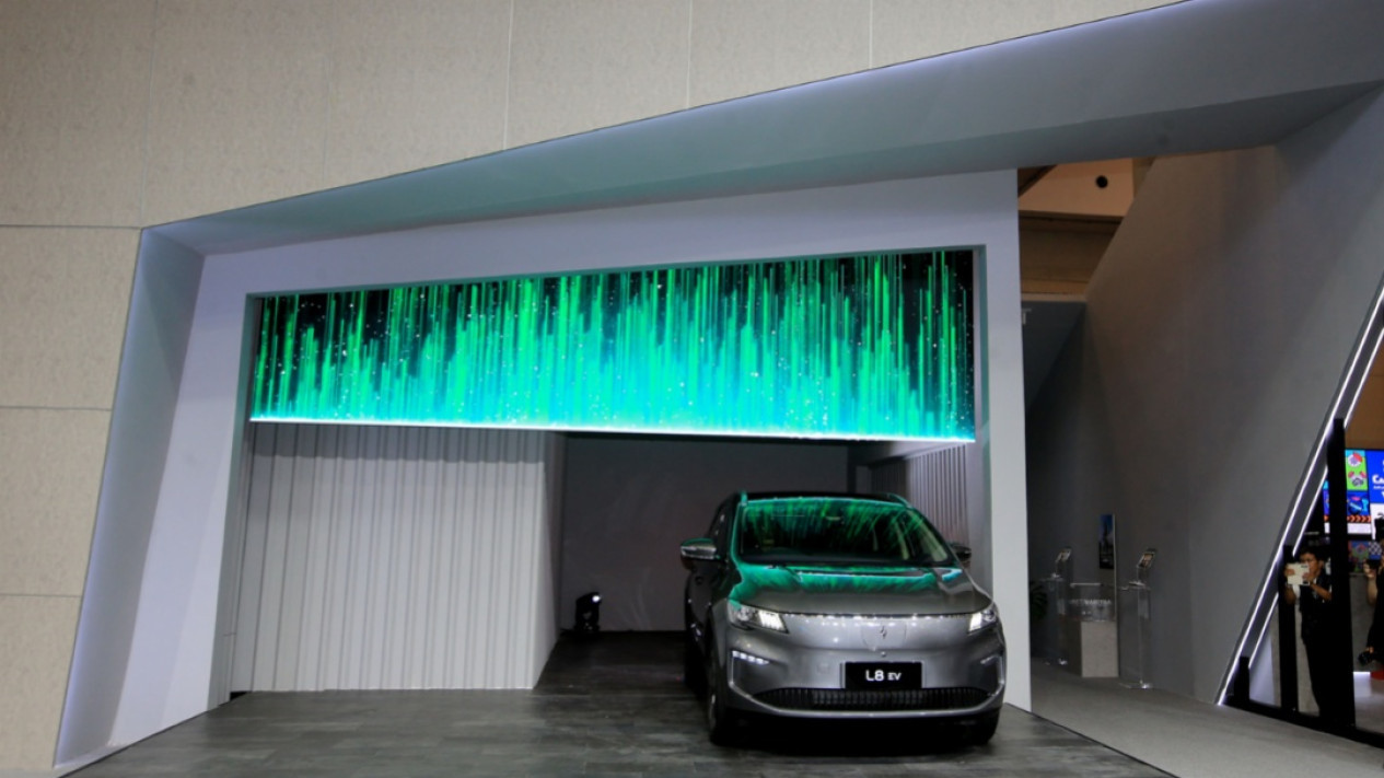 ALETRA Luncurkan L8 EV di GJAW 2024