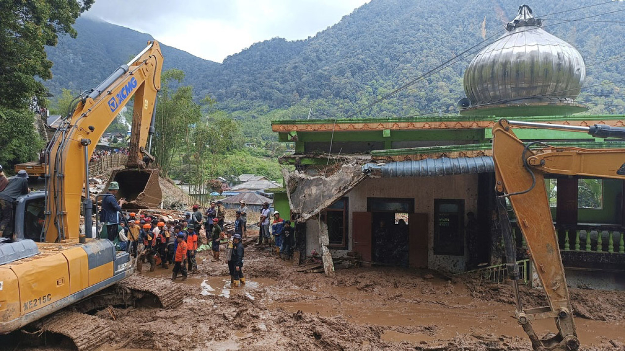 Tanah Longsor di Karo Sumatera Utara