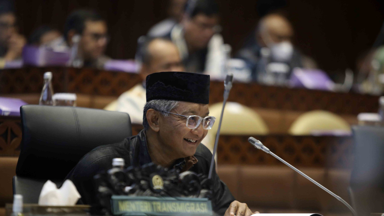 Menteri PU Dody Hanggodo Raker di Komisi V DPR RI