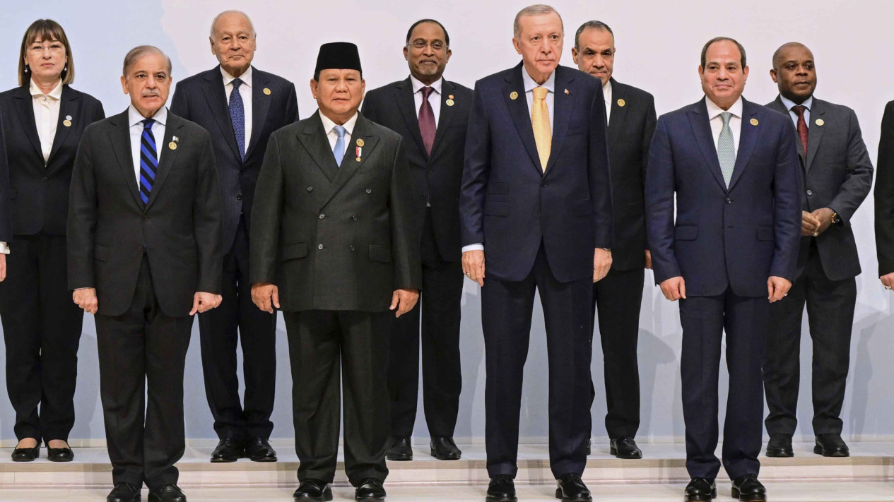 Presiden Prabowo Hadiri KTT D-8 di Kairo