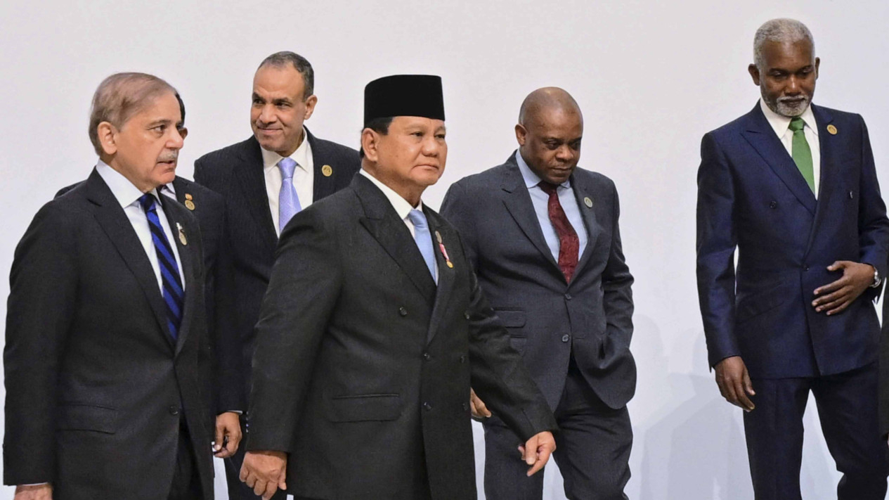 Presiden Prabowo Hadiri KTT D-8 di Kairo