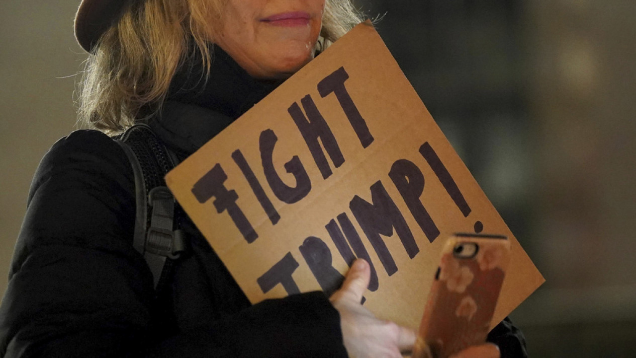Aksi Demo di Berbagai Negara Saat Pelantikan Donald Trump