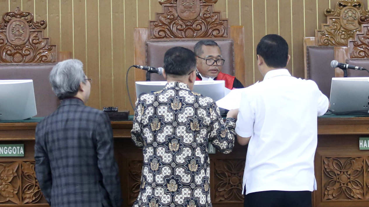 KPK Tak Hadir, Sidang Praperadilan Hasto Kristiyanto Ditunda