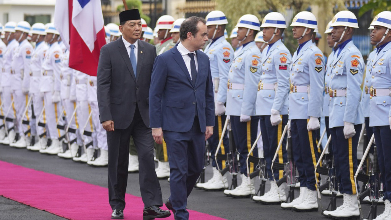 Pertemuan Menhan Sjafrie Sjamsoeddin dan Menhan Perancis