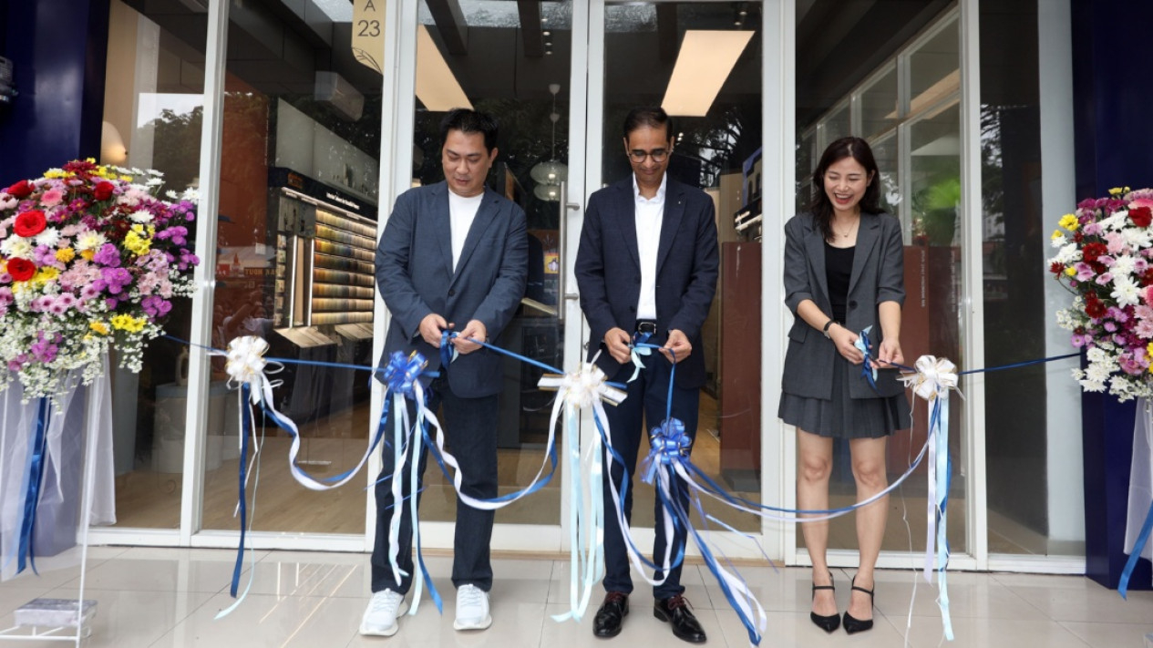 Peresmian Jotun Flagship Store