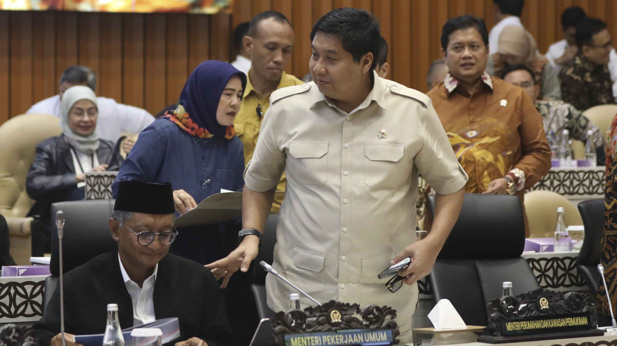 Rapat Kerja Pembahasan Efisiensi Anggaran 2025